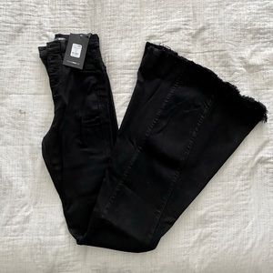 NWT Fashion Nova Black Flare Jeans